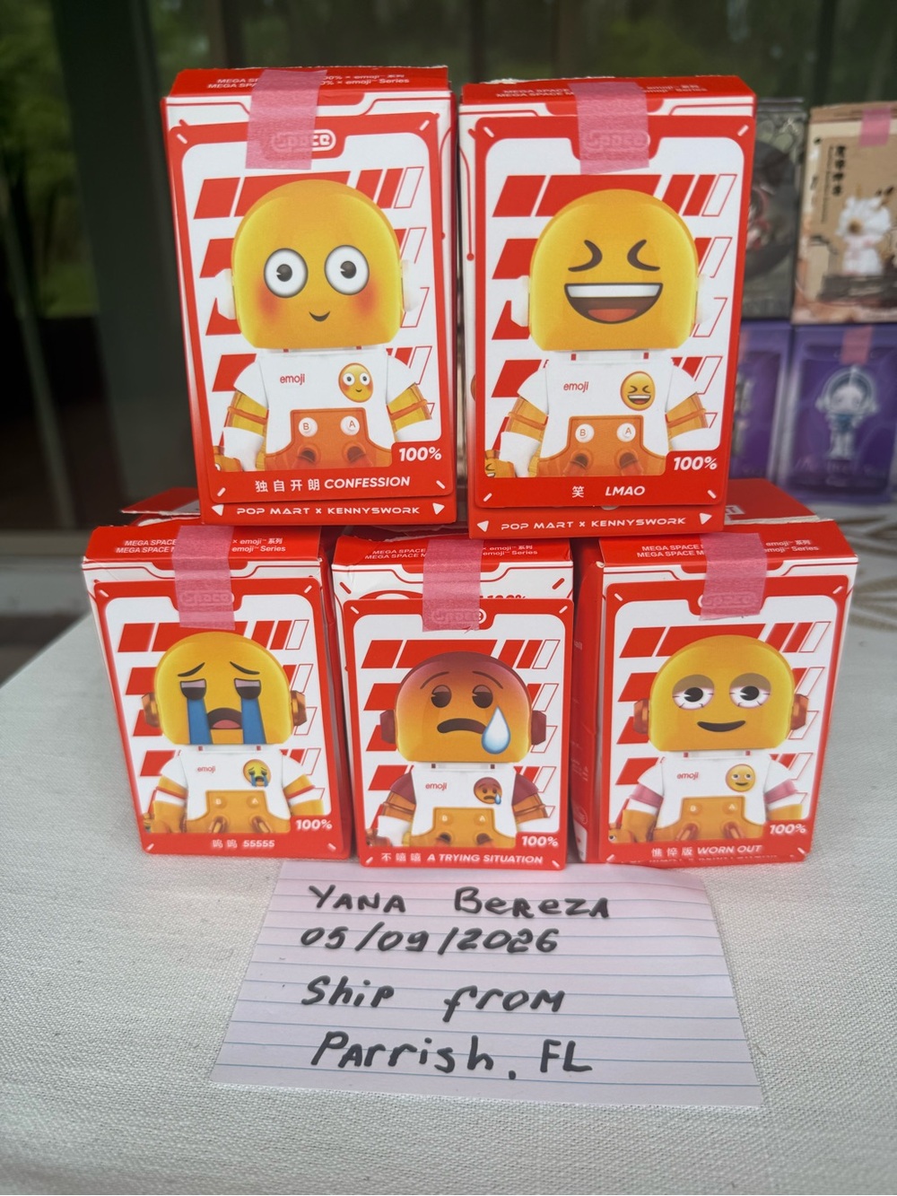 Confirmed blind box Pop Mart opened box sealed bag NEW Authentic Space Molly